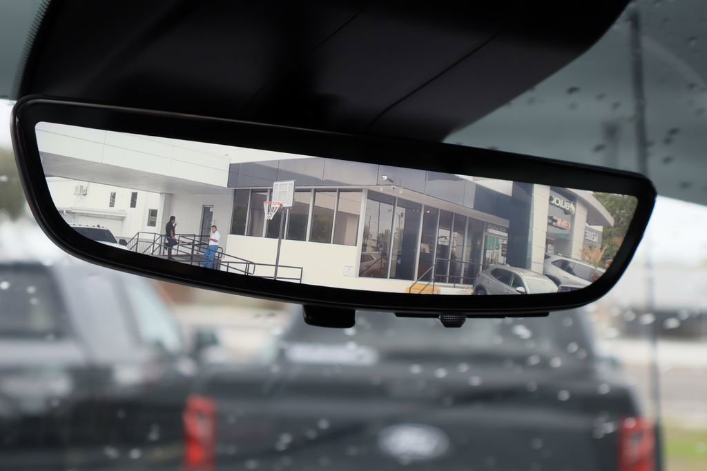 Used 2024 GMC Sierra 2500 AT4X image 15