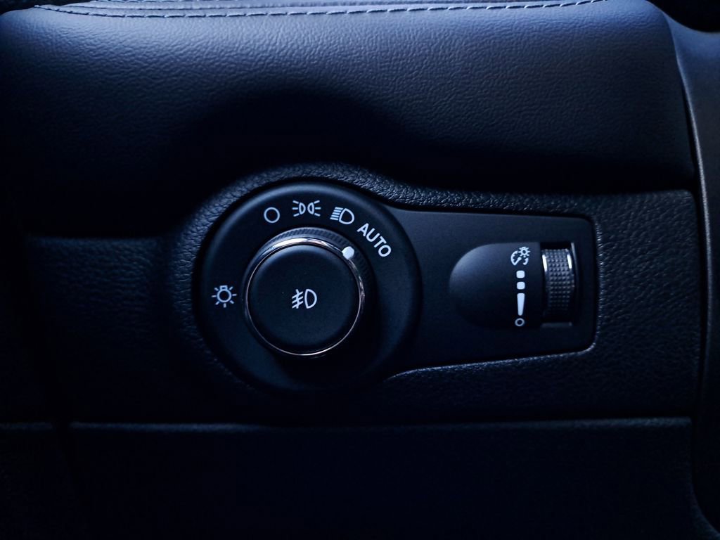 Used 2022 Dodge Durango GT image 24