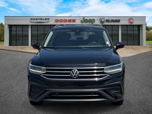 Used 2023 Volkswagen Tiguan SE FWD image 9