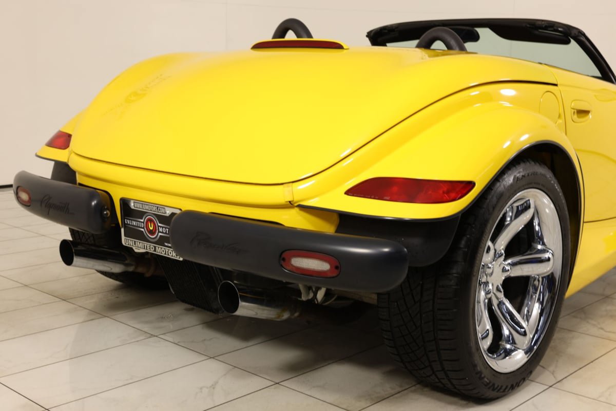 Used 2000 Plymouth Prowler RWD image 30