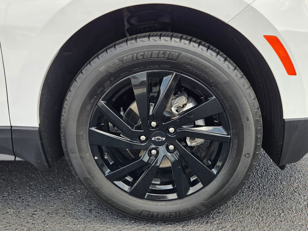 Certified 2024 Chevrolet Equinox LS w/ Sport Edition FWD image 9