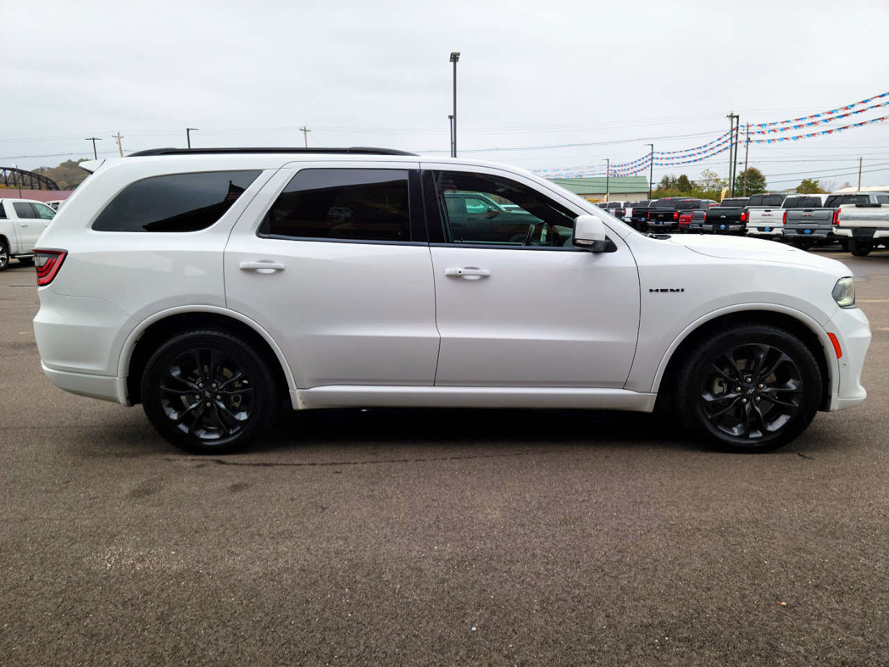 Used 2022 Dodge Durango R/T w/ Hemi Orange Plus Package image 27