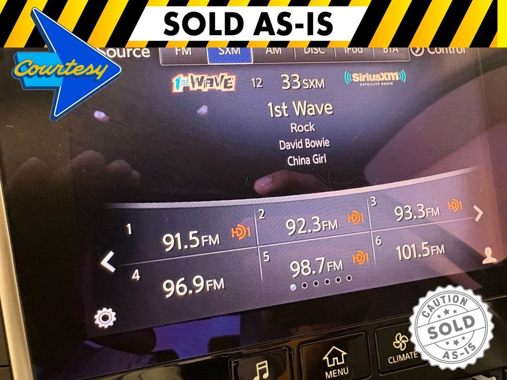 Used 2018 INFINITI Q50 Luxe w/ Cargo Package (L95) image 29