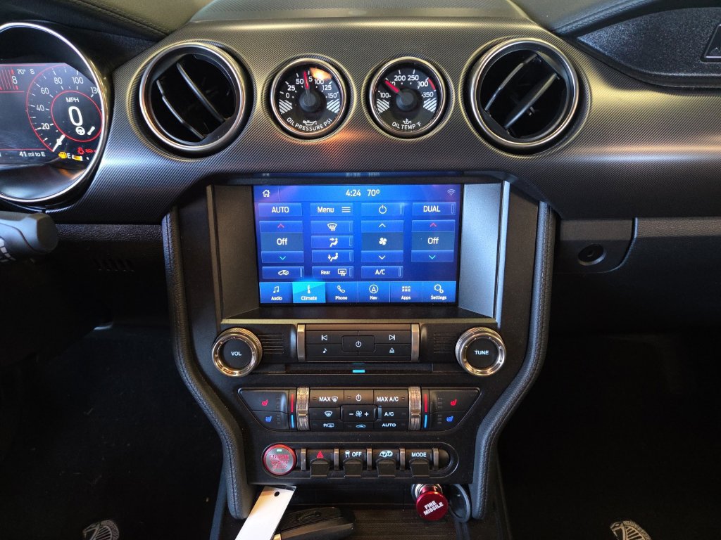 Used 2021 Ford Mustang Shelby GT500 w/ Technology Package RWD image 22