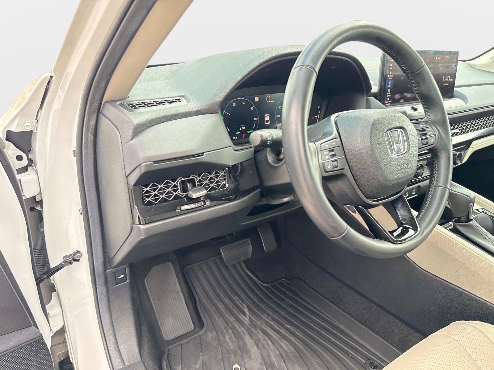 Used 2025 Honda Accord EX-L image 18