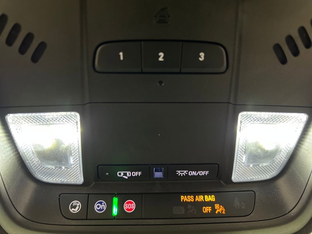 Used 2024 Cadillac XT4 Premium Luxury image 59