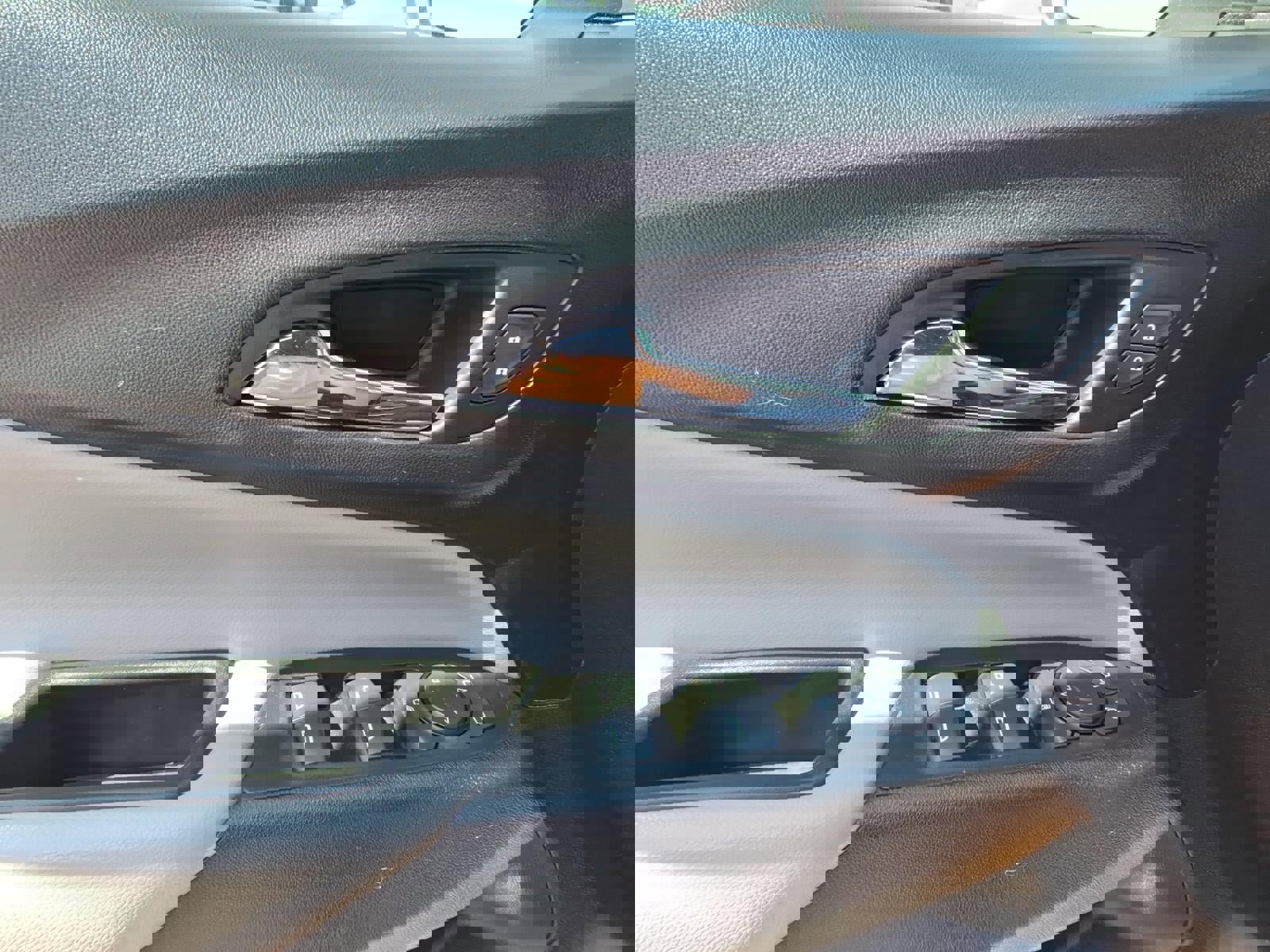 Used 2022 Chevrolet Equinox LS w/ LS Convenience Package image 14