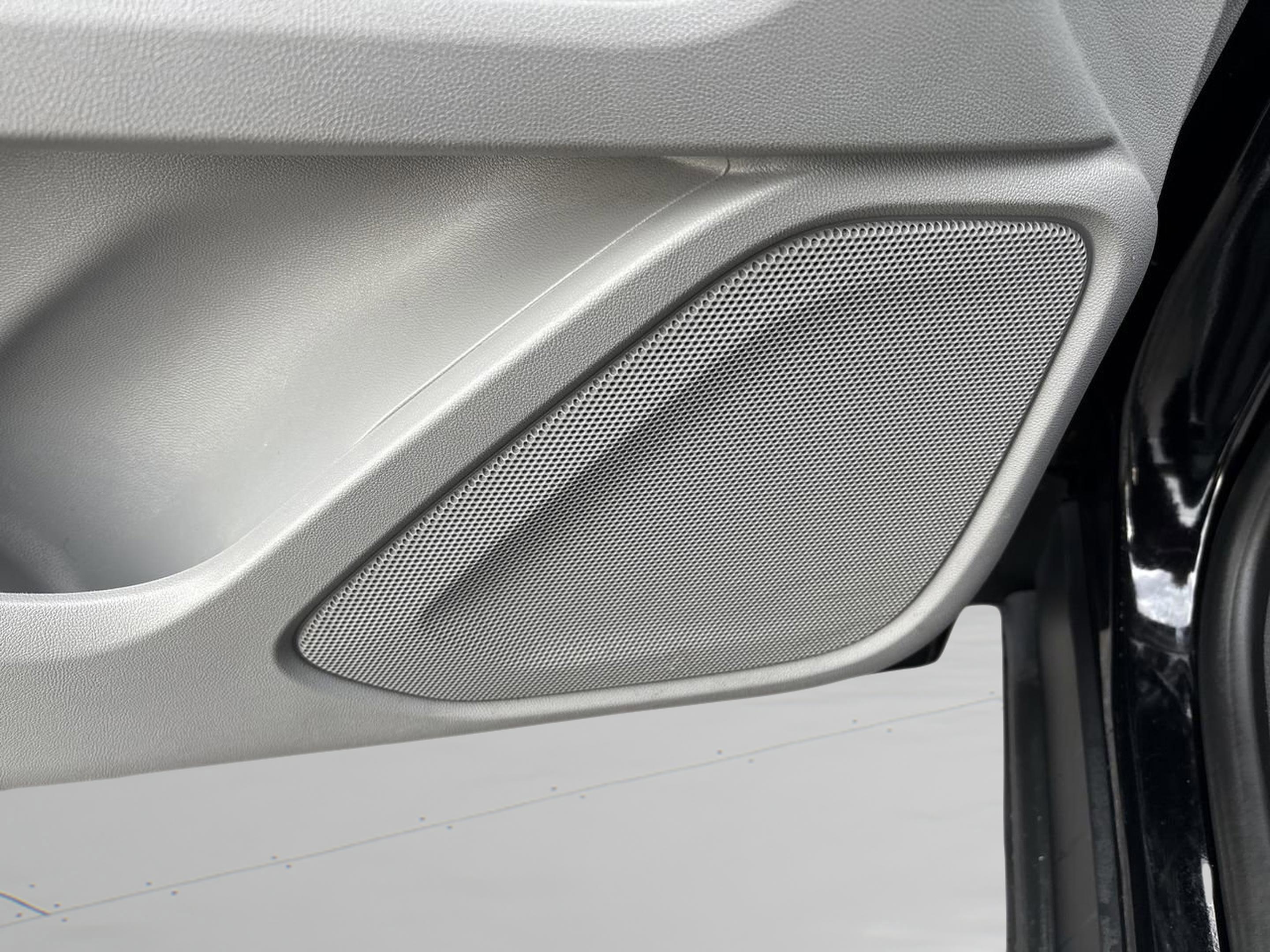 Used 2022 GMC Terrain SLE w/ Driver Convenience Package image 26