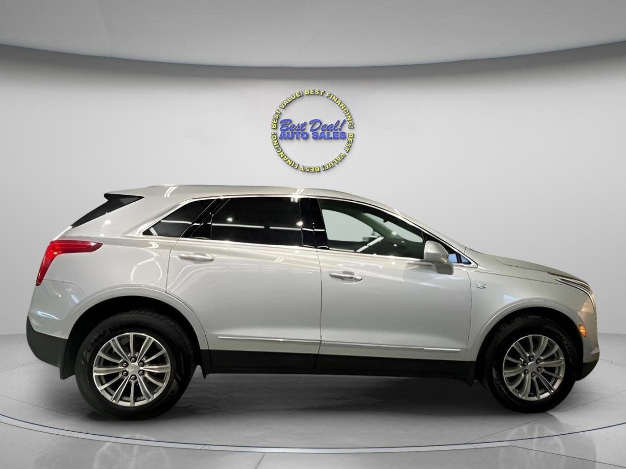 Used 2019 Cadillac XT5 Luxury AWD/4WD image 6