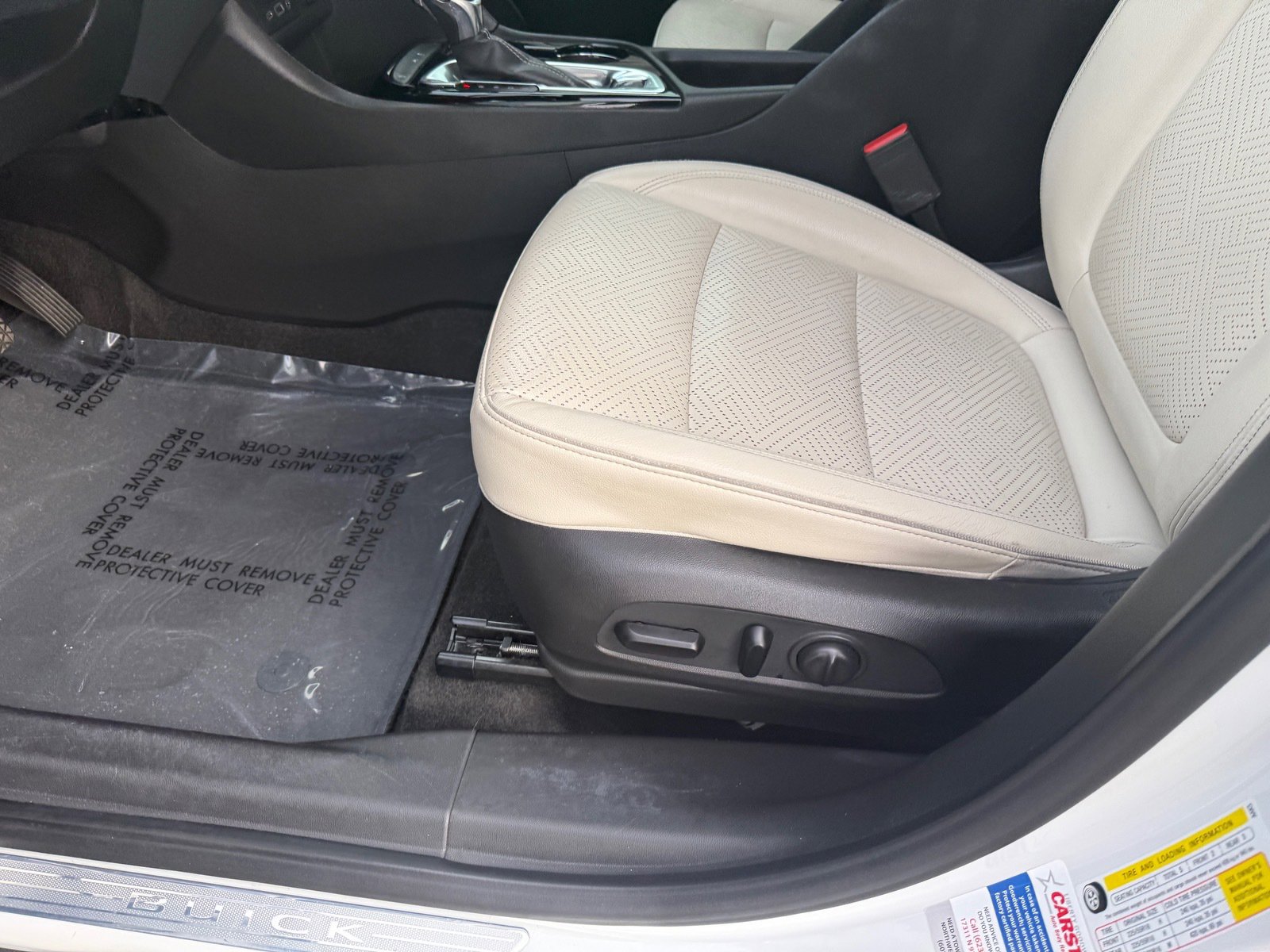 Used 2020 Buick Encore GX Essence w/ Advanced Technology Package image 21