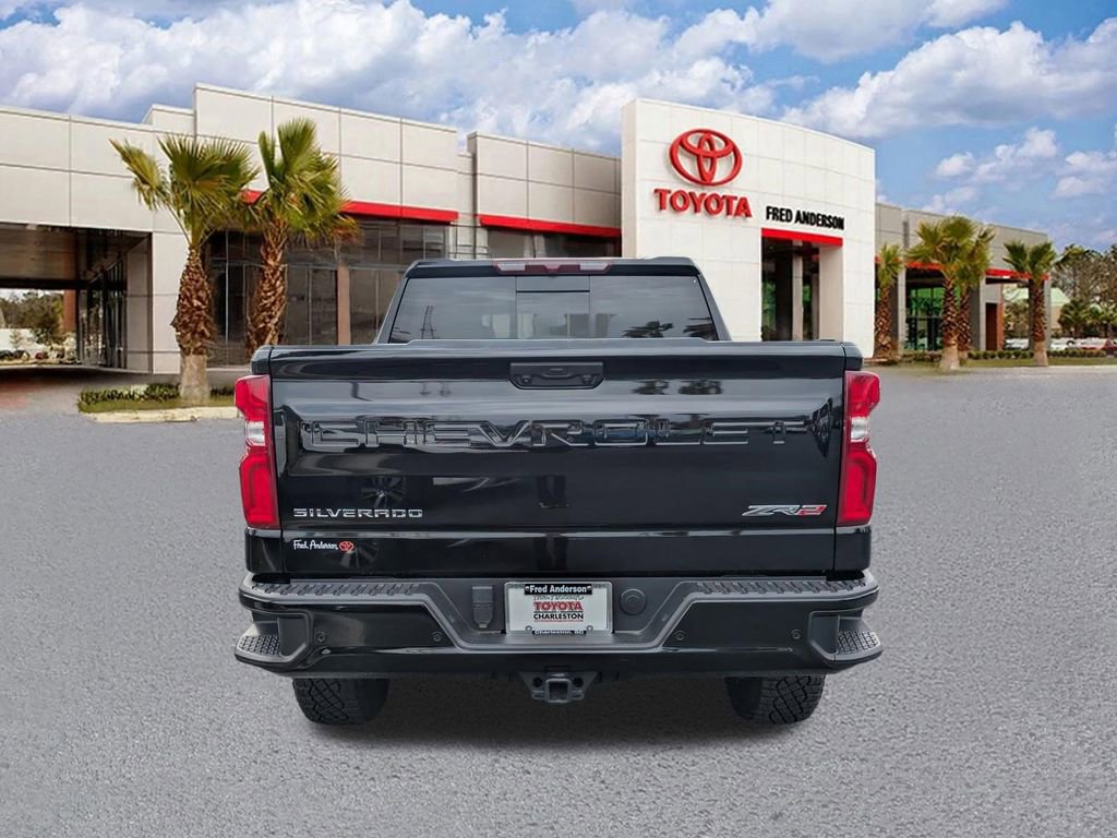 Used 2025 Chevrolet Silverado 1500 ZR2 image 5