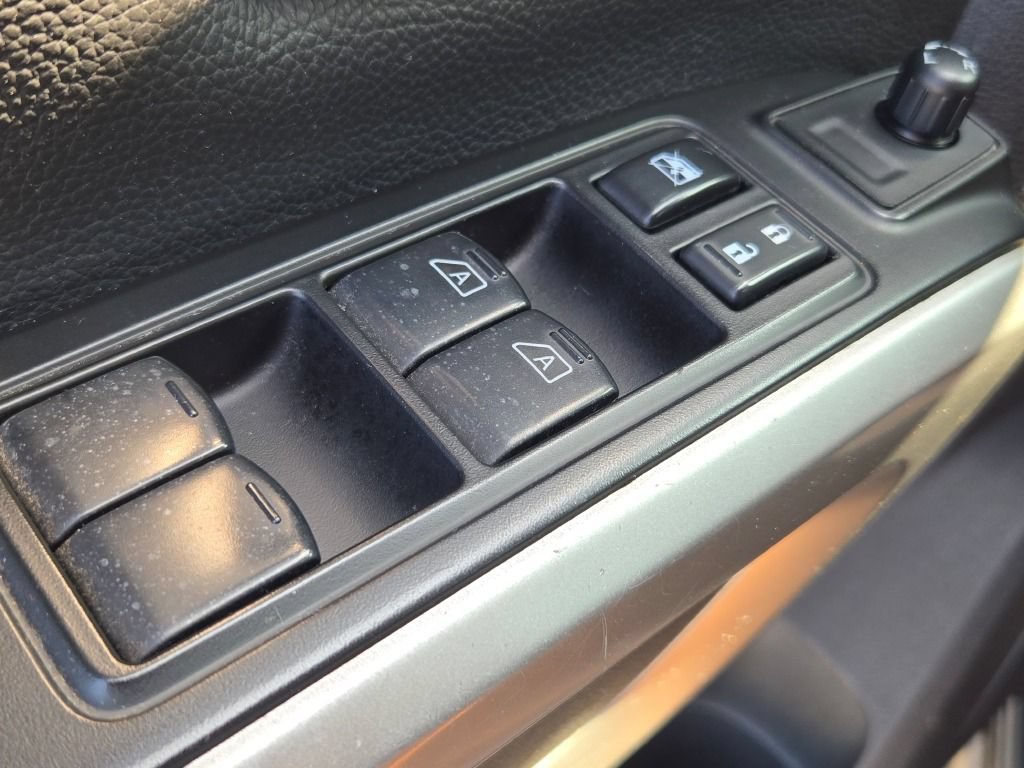 Used 2024 Nissan Titan SV w/ SV Convenience Package AWD/4WD image 26