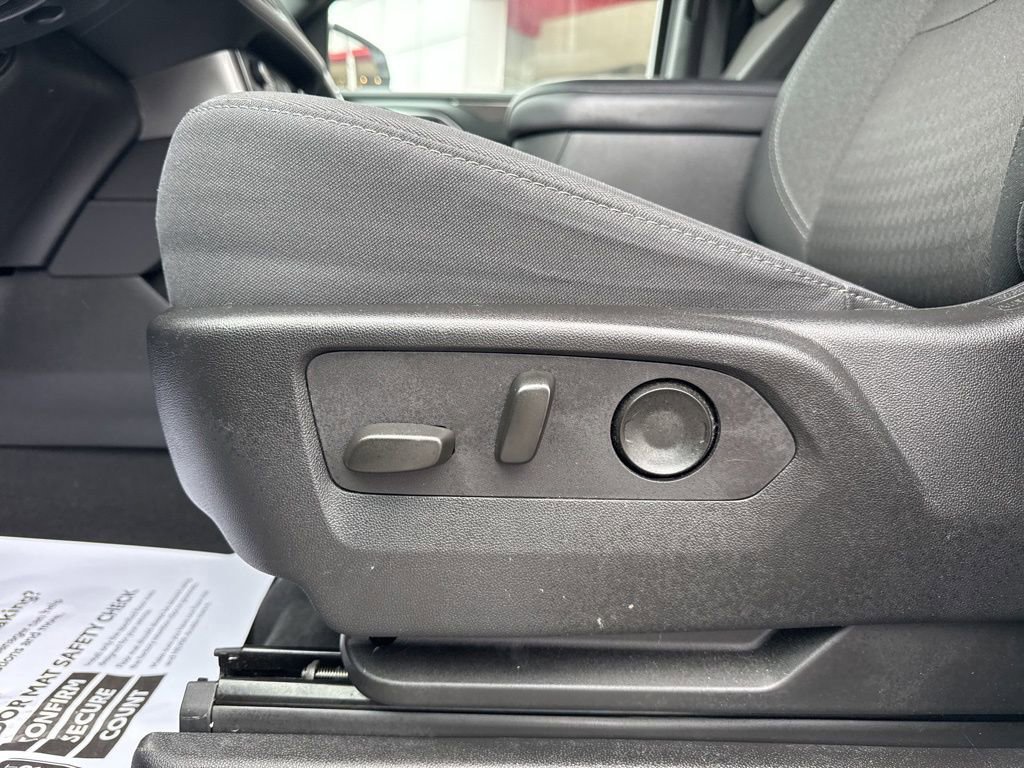 Used 2024 Chevrolet Tahoe LS image 29