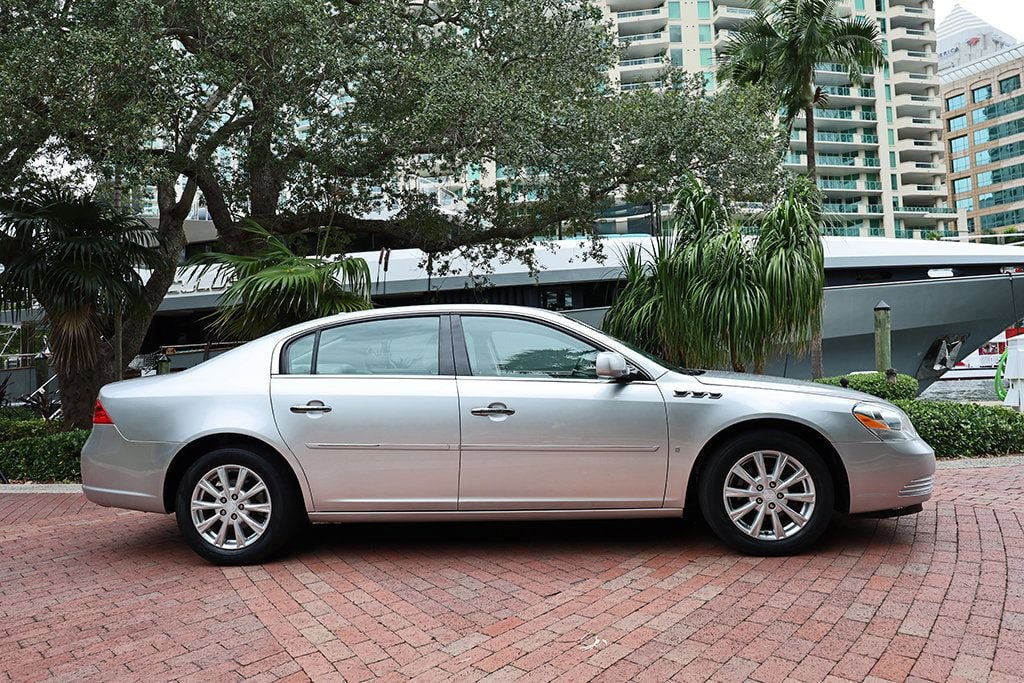 Used 2009 Buick Lucerne CX FWD image 3