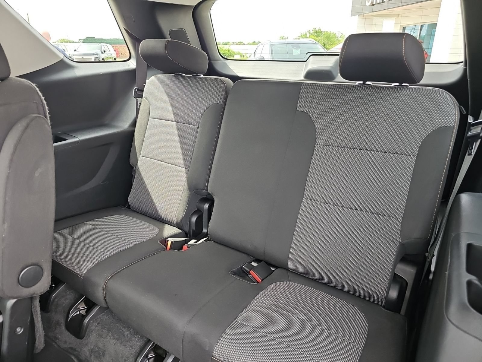Used 2019 Chevrolet Traverse LT FWD image 23
