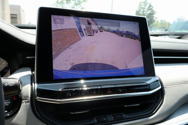 New 2025 Jeep Compass Limited image 18