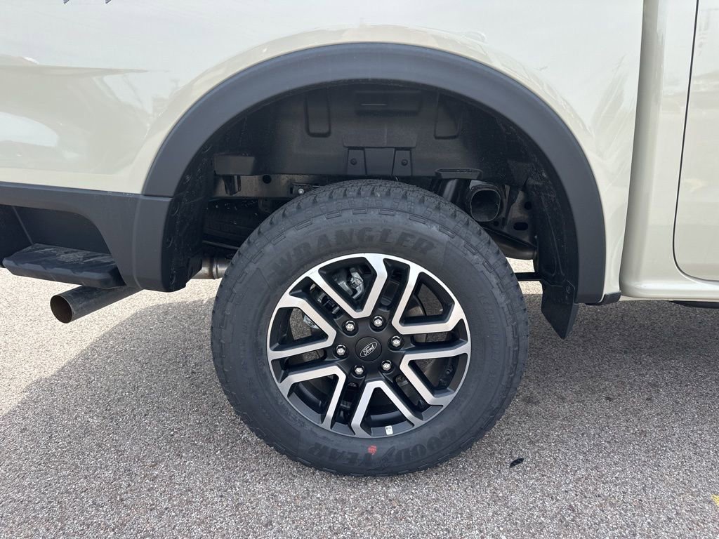 New 2025 Ford Ranger Lariat w/ Trailer Tow Package image 8