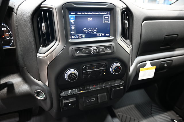 New 2026 Chevrolet Silverado 1500 Custom Trail Boss AWD/4WD image 17
