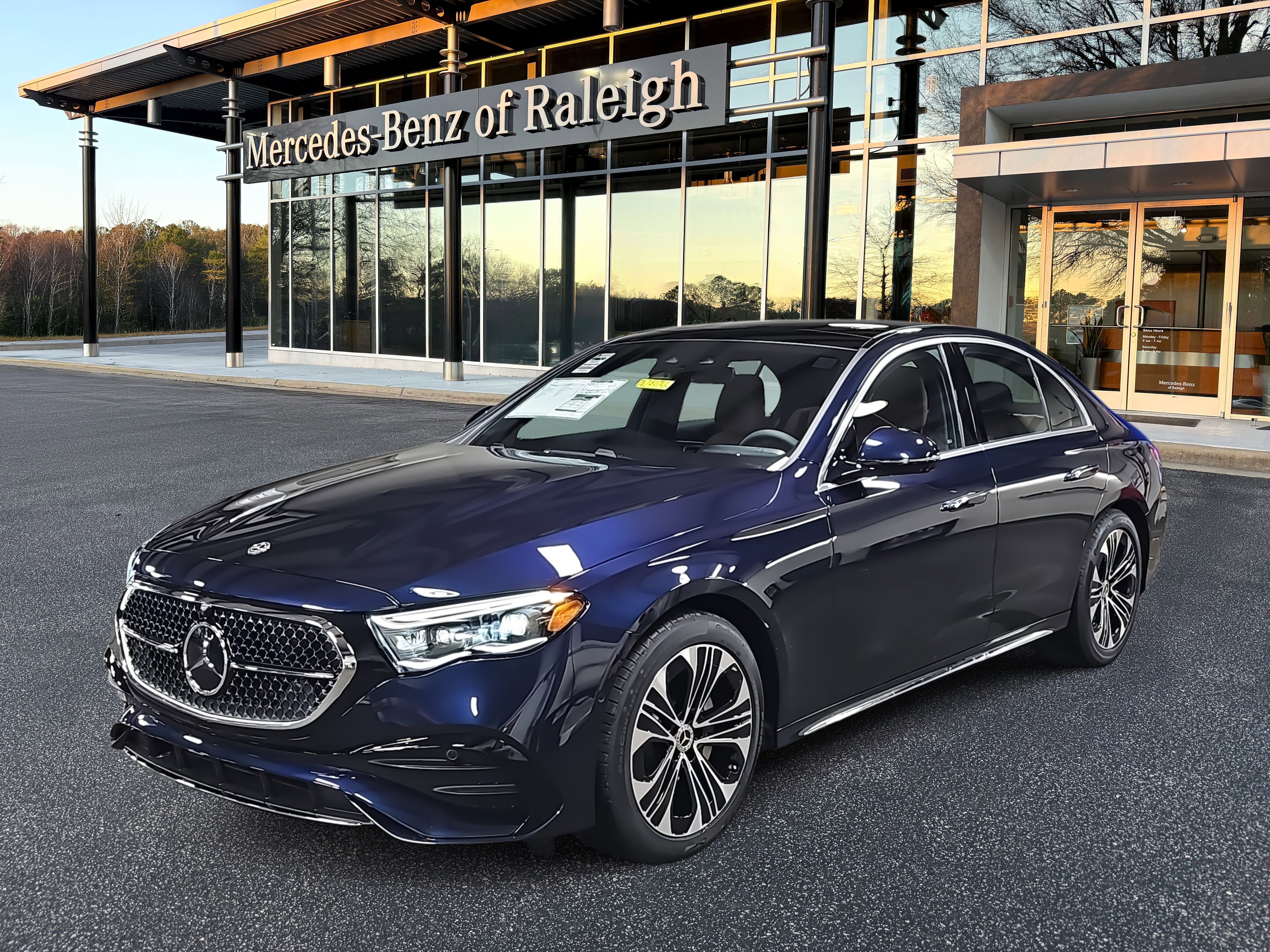 New 2026 Mercedes-Benz E 350 4MATIC Sedan image 1