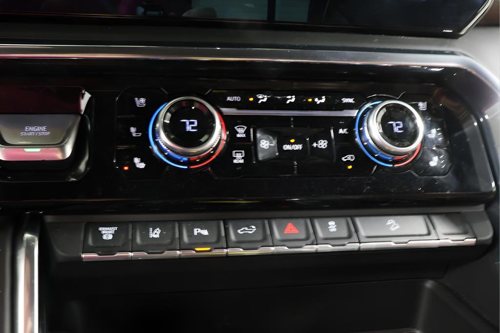 Used 2024 GMC Sierra 2500 Denali Ultimate image 10