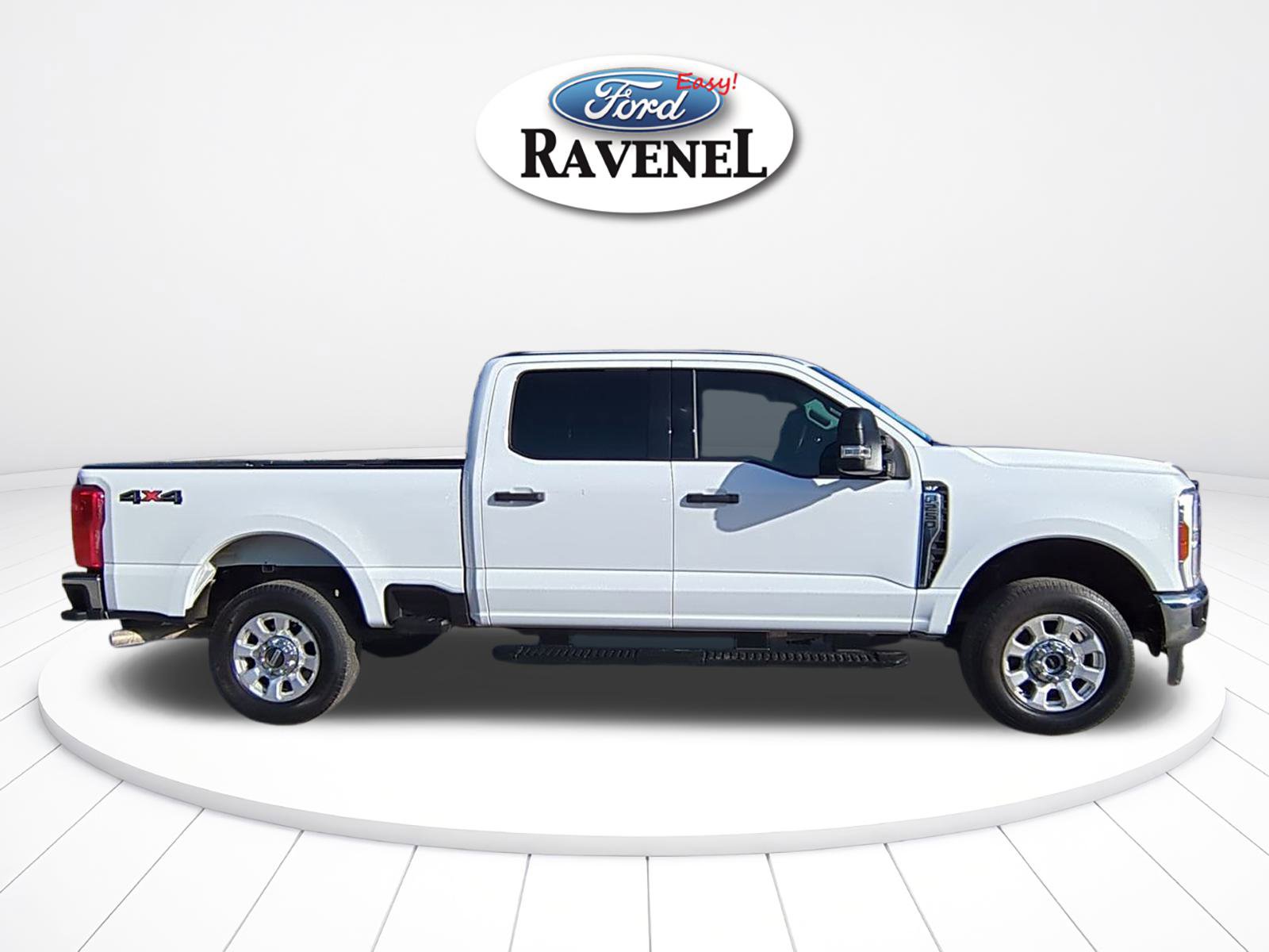 Used 2024 Ford F250 XLT image 3
