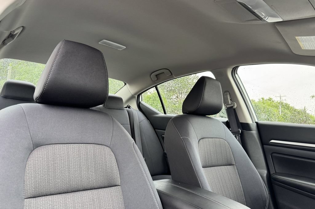 Used 2022 Nissan Altima 2.5 SV AWD/4WD image 16
