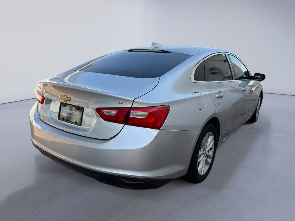 Used 2016 Chevrolet Malibu LT w/ Leather Package FWD image 6