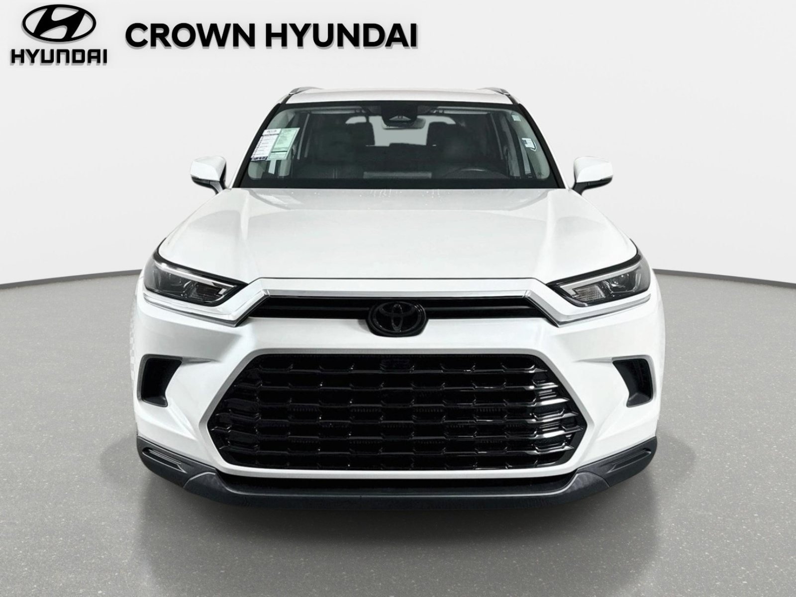 Used 2024 Toyota Grand Highlander AWD Hybrid image 2