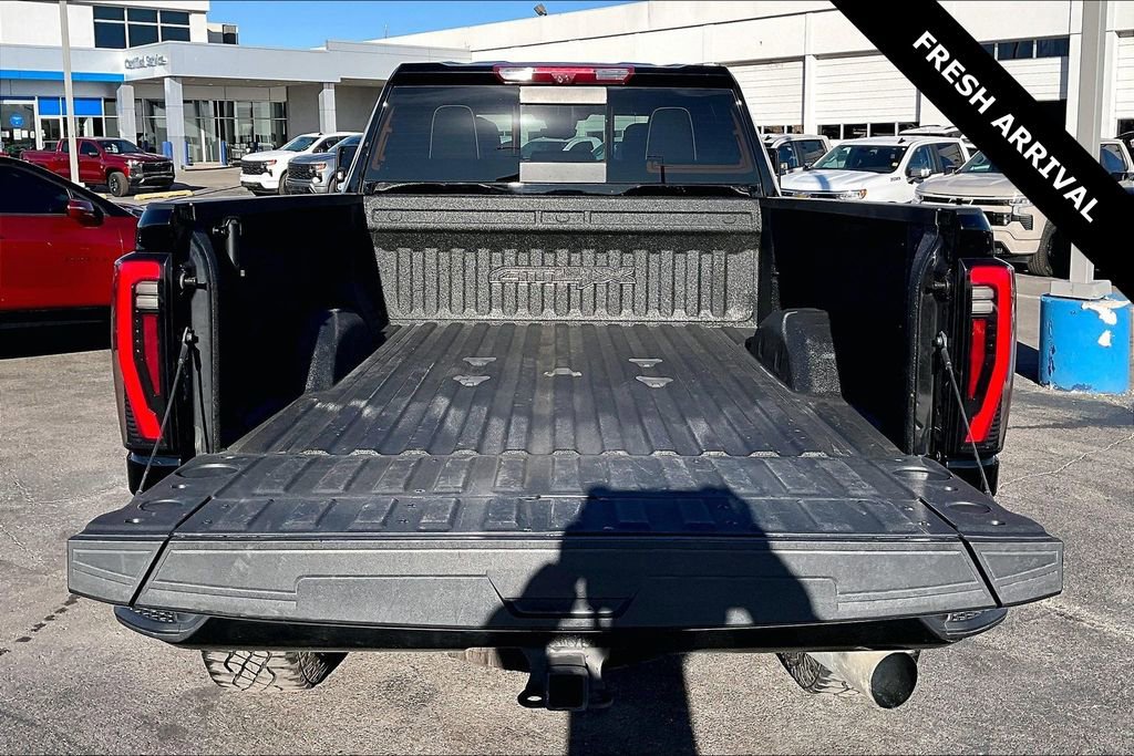 Used 2024 GMC Sierra 2500 AT4X image 7