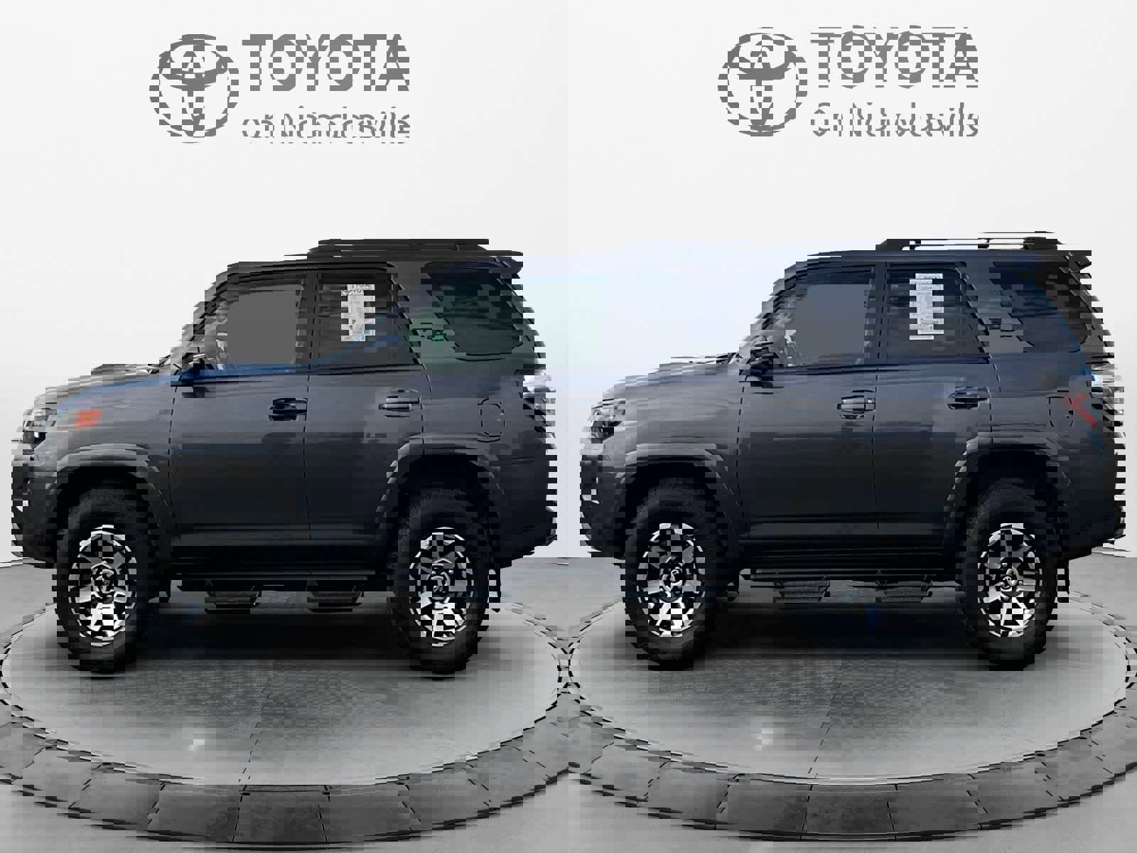 Used 2023 Toyota 4Runner TRD Off-Road Premium image 3