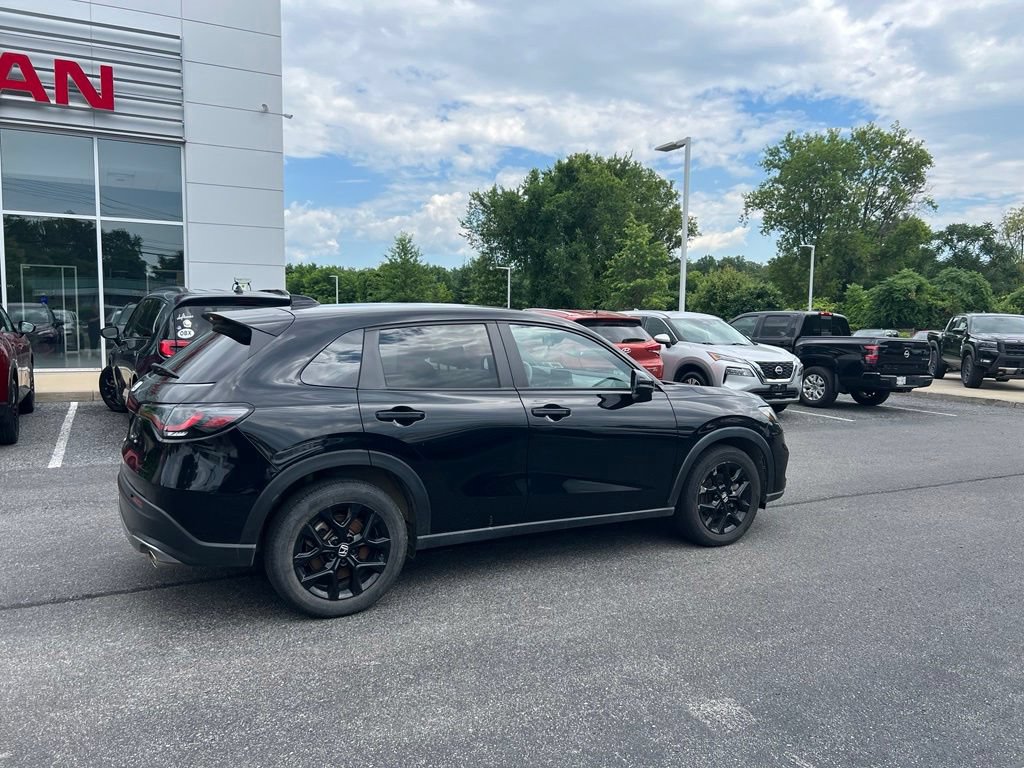 Used 2024 Honda HR-V Sport image 13