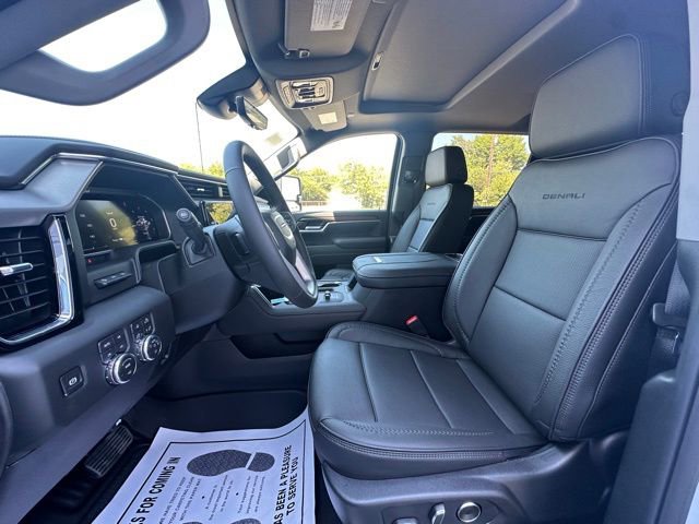New 2026 GMC Sierra 2500 Denali w/ Denali Reserve Package image 15