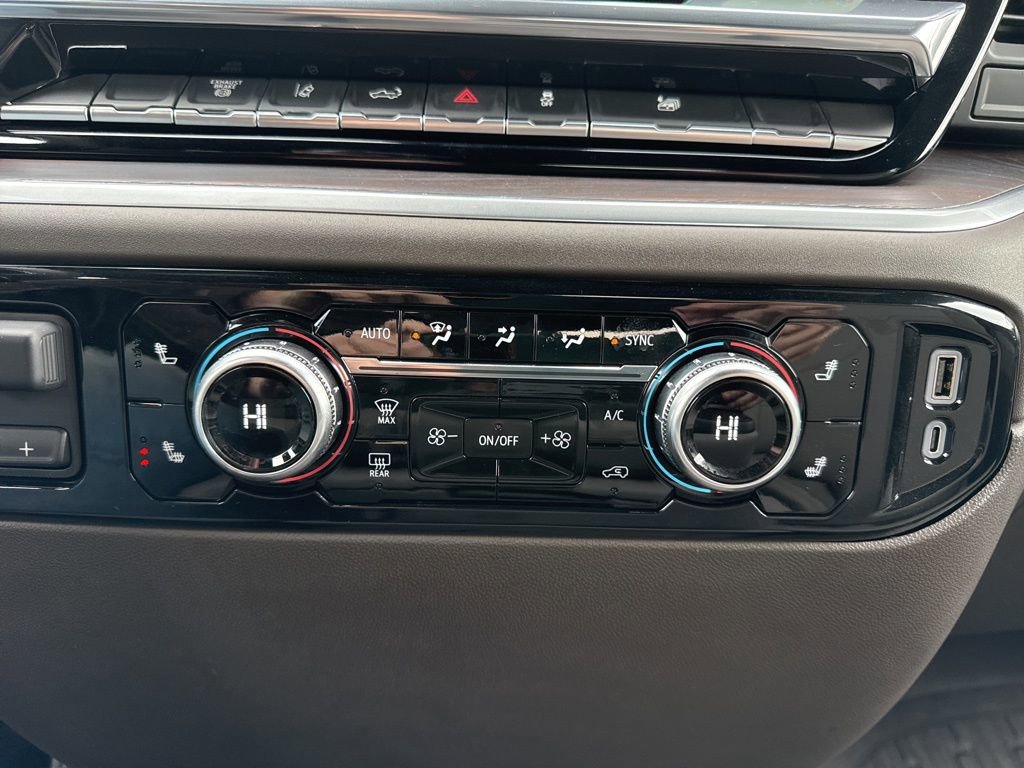 Used 2025 GMC Sierra 2500 SLT w/ LPO, GMC Protection Package image 14