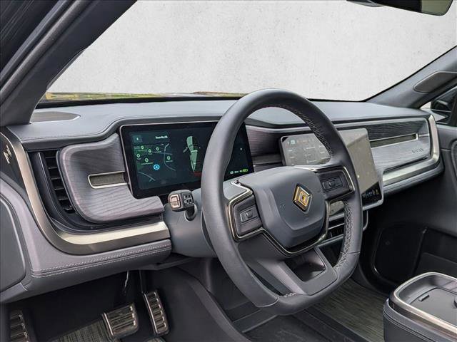 Used 2024 Rivian R1S Adventure image 9