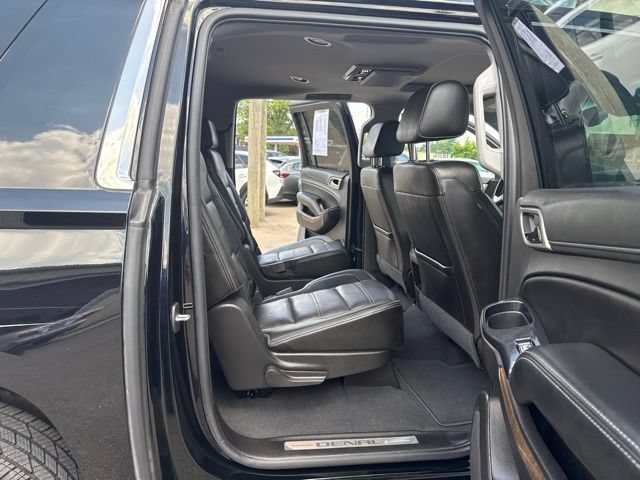 Used 2019 GMC Yukon XL Denali w/ Denali Ultimate Package AWD/4WD image 16