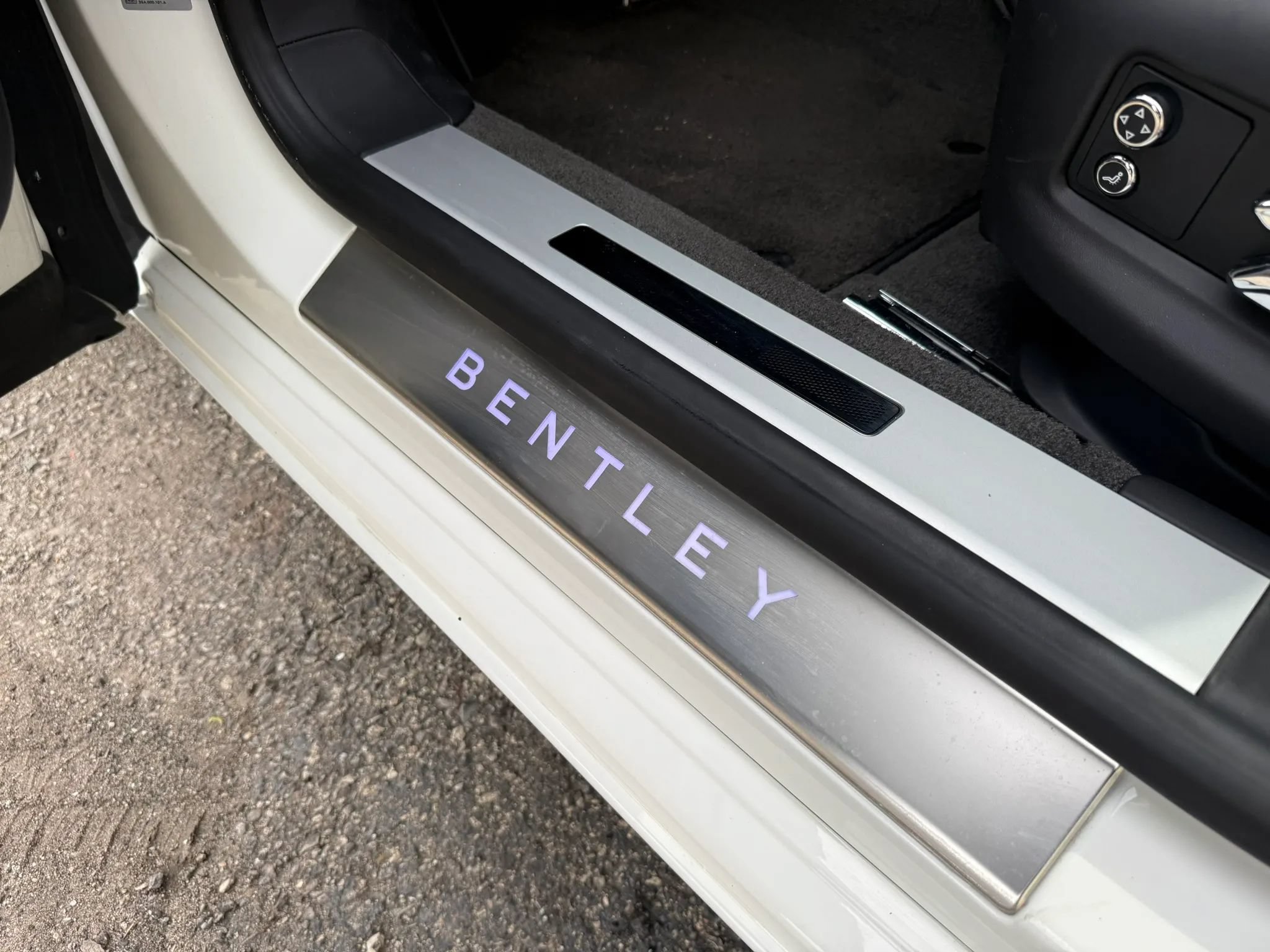 Used 2021 Bentley Flying Spur W12 AWD/4WD image 48