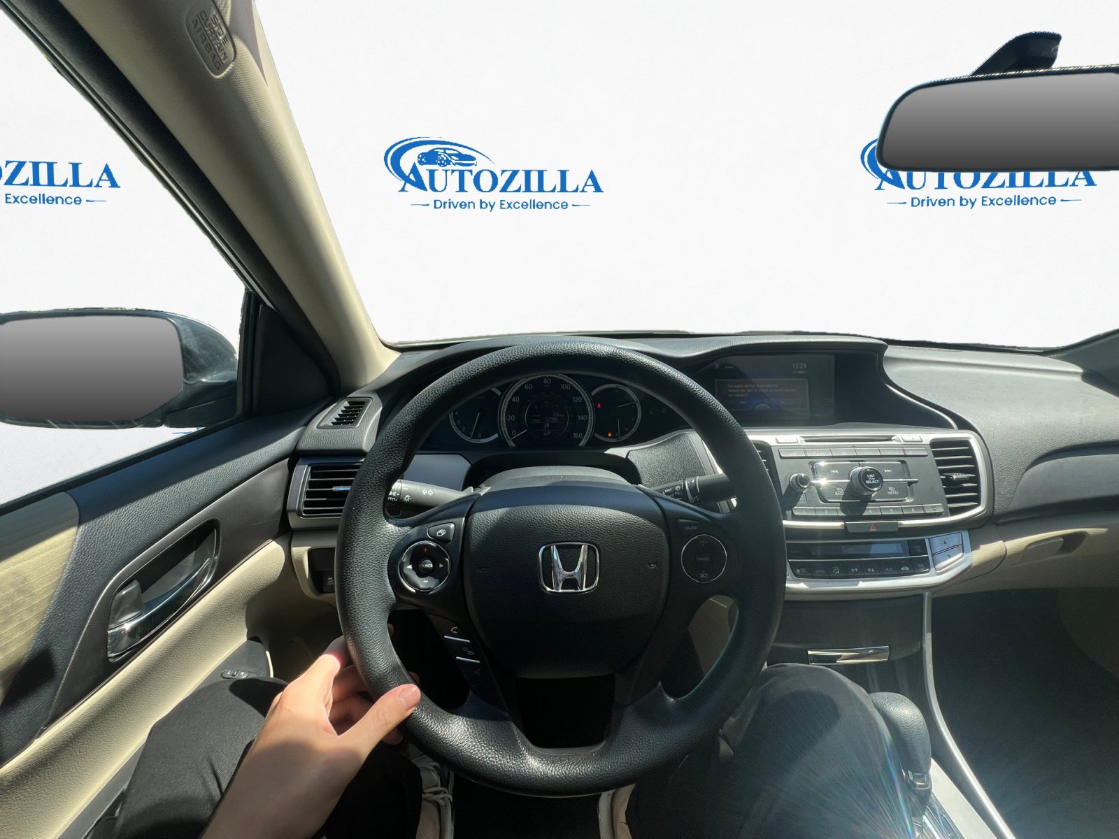 Used 2015 Honda Accord LX image 9