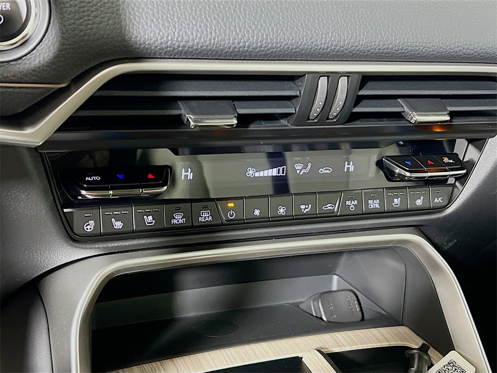 New 2026 MAZDA CX-90 Plug-In Hybrid w/ Preferred image 13