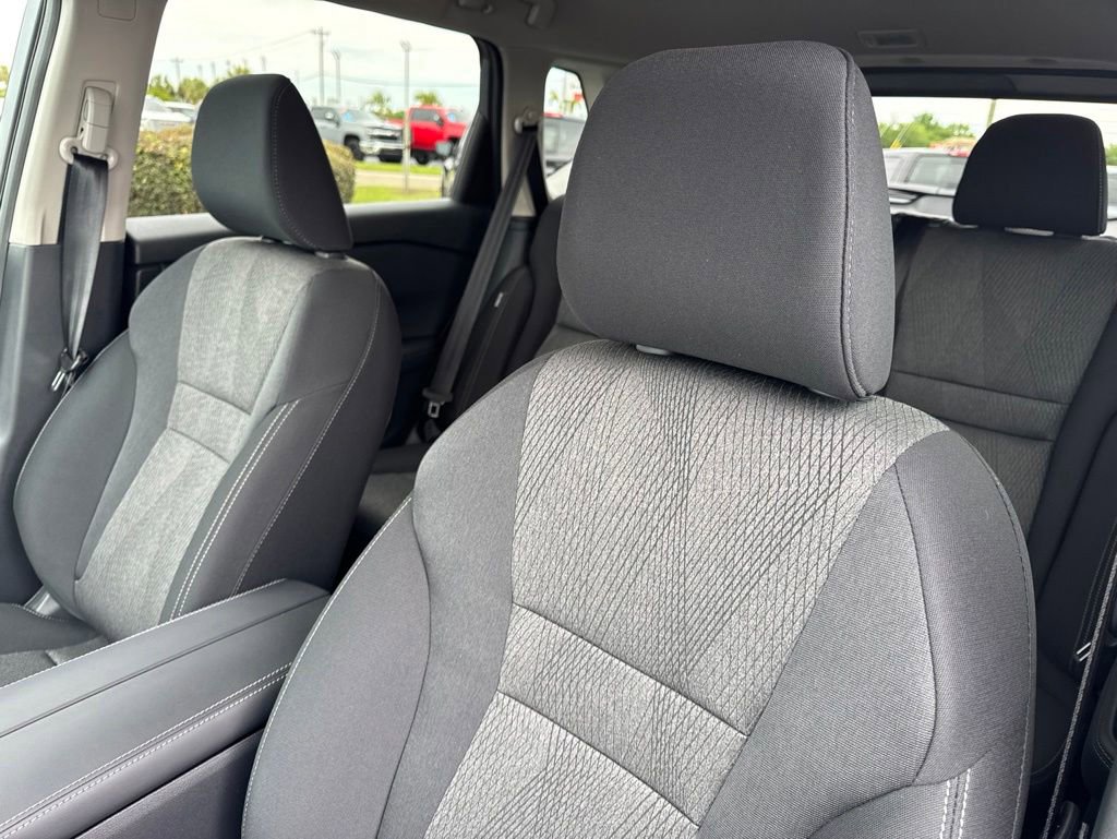 New 2026 Nissan Rogue SV FWD image 10