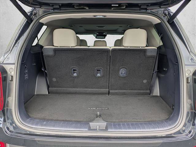Used 2022 Hyundai Palisade SEL w/ 8P Bench Seat Package FWD image 6
