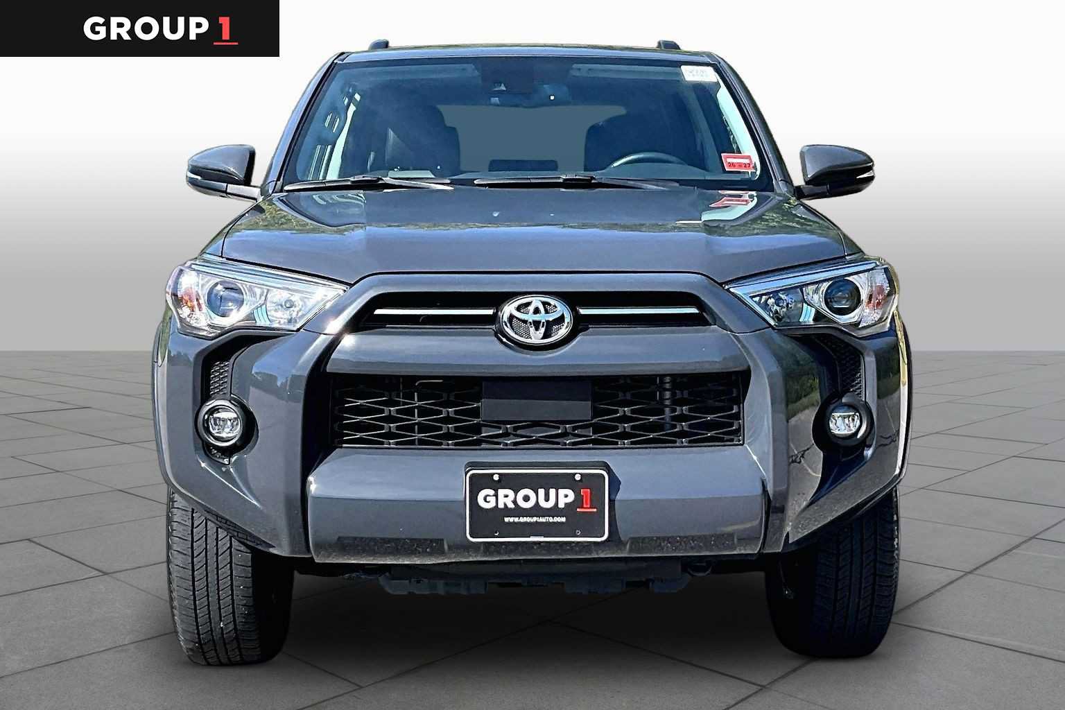 Used 2024 Toyota 4Runner SR5 Premium w/ Moonroof Package AWD/4WD image 4