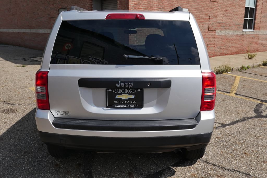 Used 2011 Jeep Patriot Sport FWD image 4