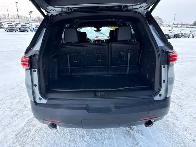 Used 2023 Chevrolet Traverse RS w/ LPO, Floor Liner Package image 36