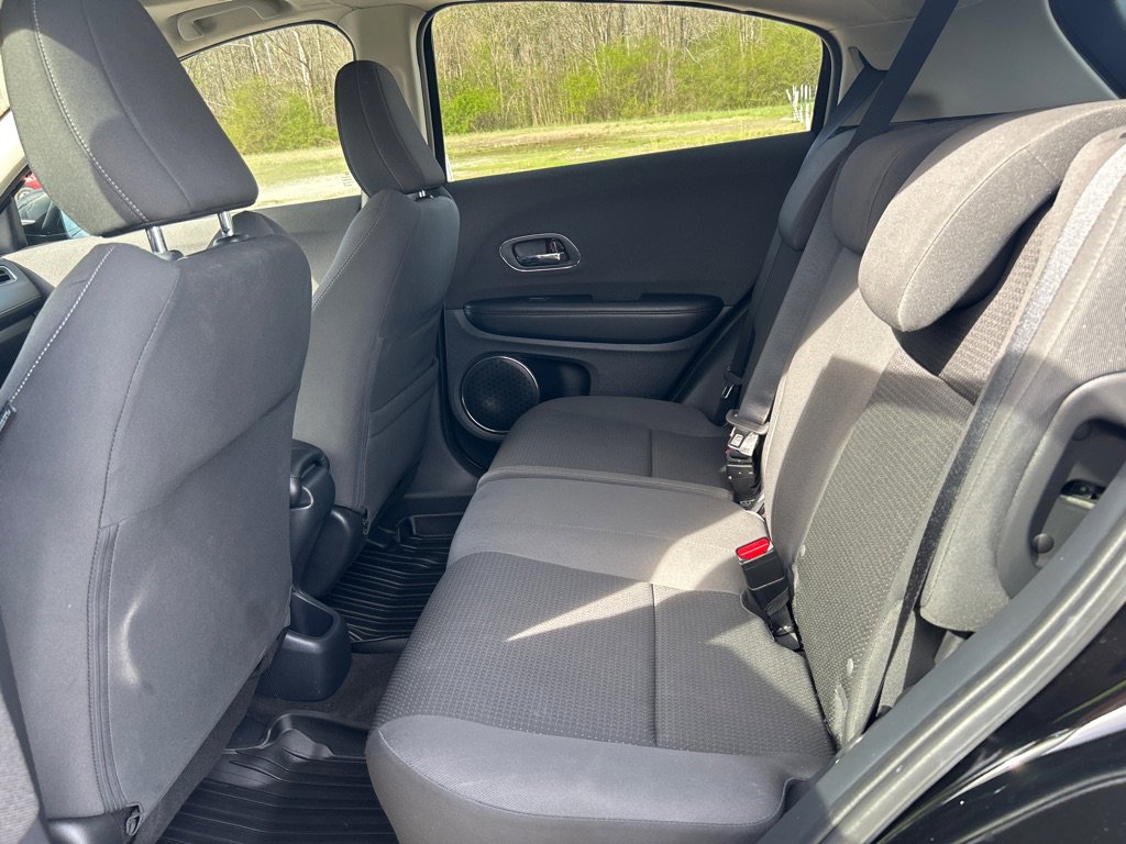 Used 2022 Honda HR-V EX image 15