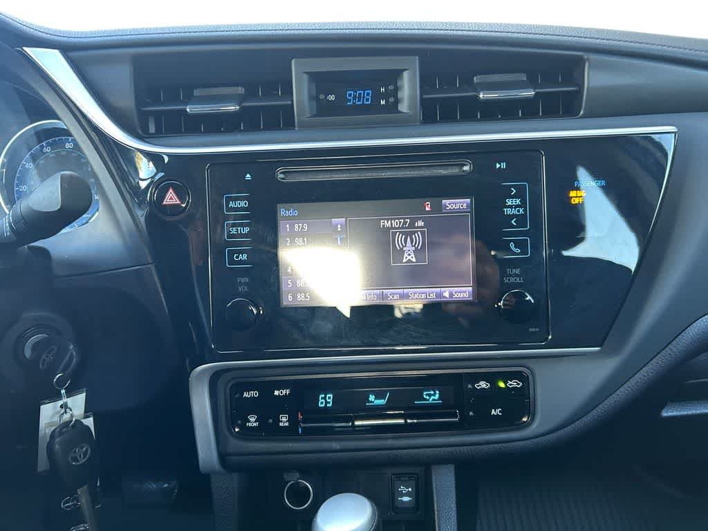 Used 2019 Toyota Corolla LE FWD image 16