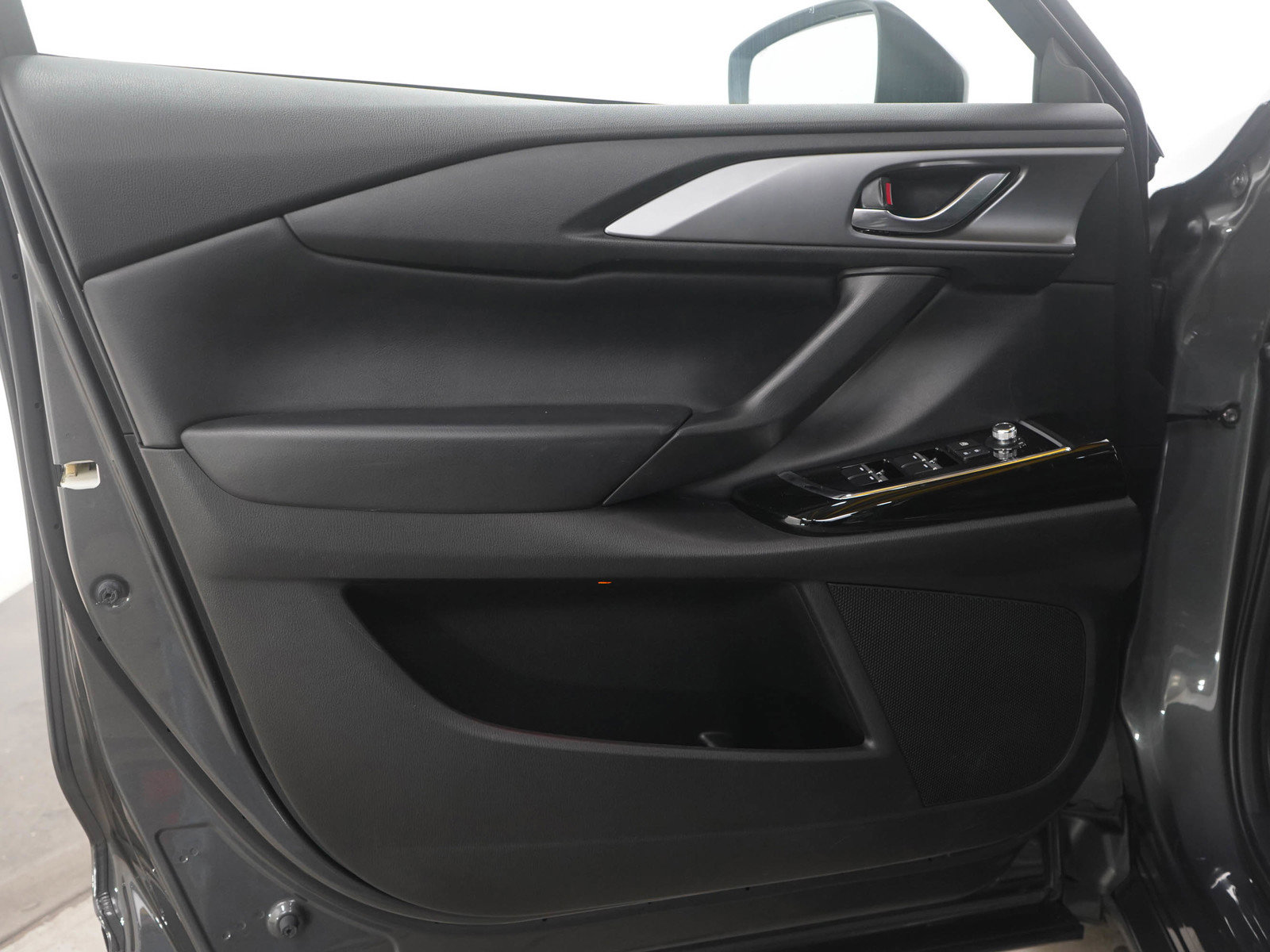 Used 2023 MAZDA CX-9 Touring image 21