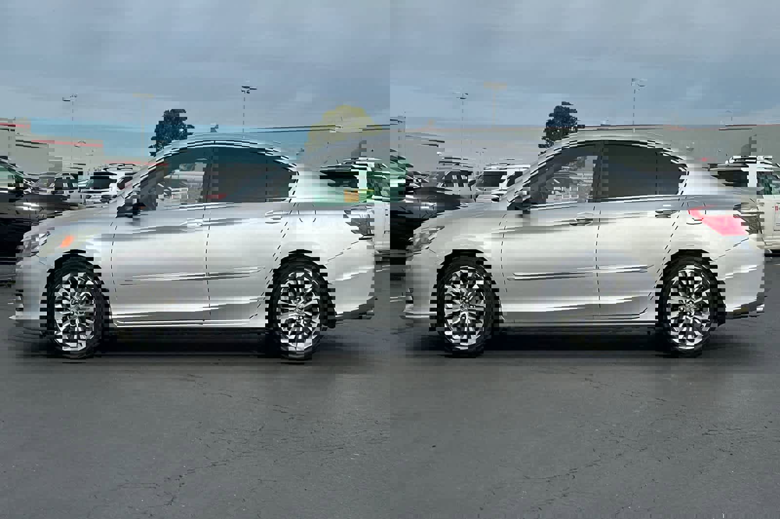 Used 2013 Honda Accord Sport image 9