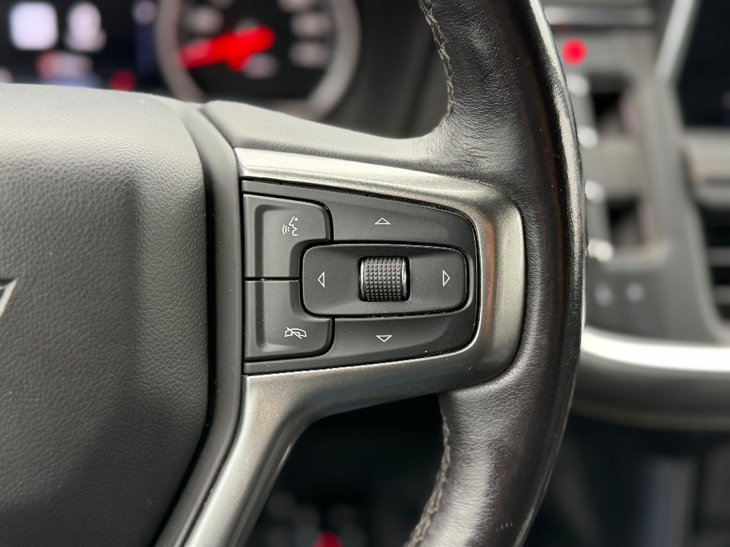Used 2021 Chevrolet Suburban Premier AWD/4WD image 11