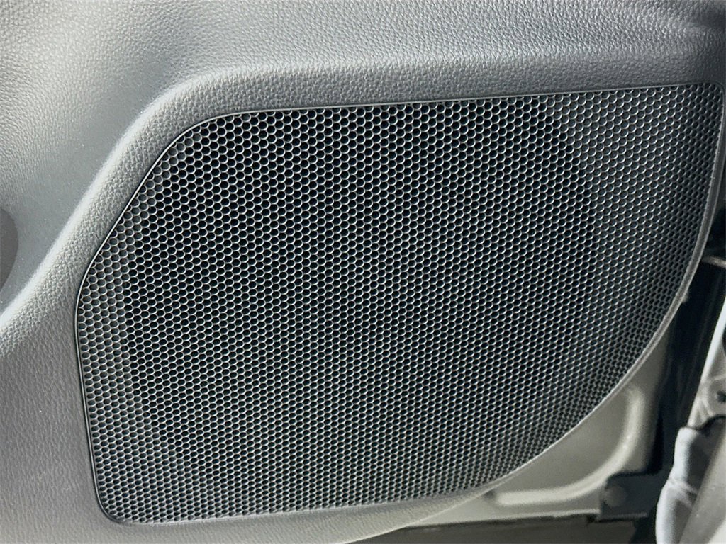 Used 2023 Toyota Crown XLE image 21