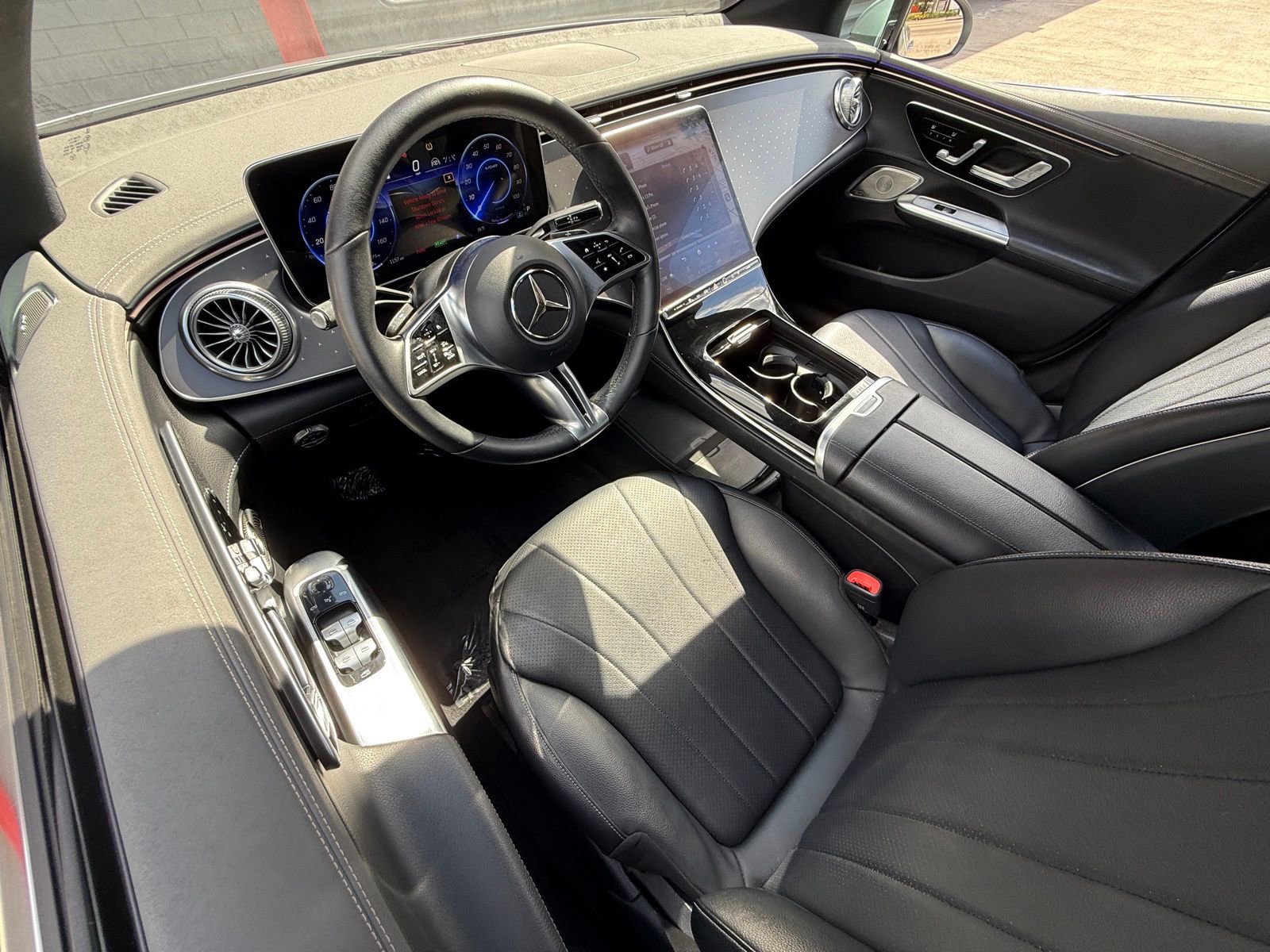 Used 2023 Mercedes-Benz EQE 350+ Sedan image 15